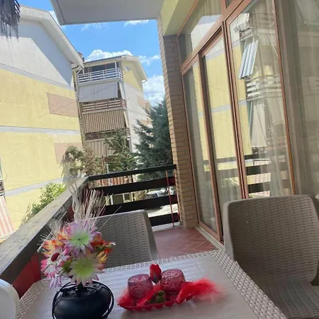 Διαμέρισμα Shtepi Pushimi Leo Golem (Tirana)