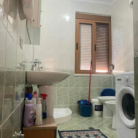 Shtepi Pushimi Leo Διαμέρισμα