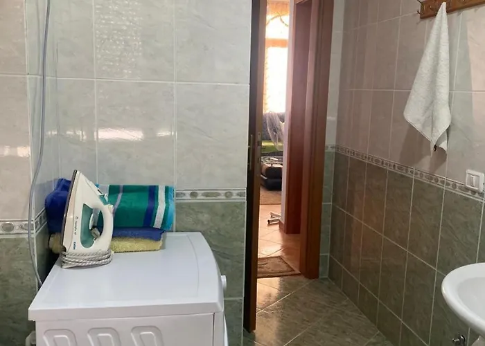 Shtepi Pushimi Leo * ゴーレム